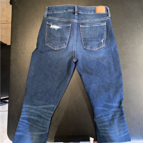 Like new, distressed American eagle jeans - Picture 2 of 2